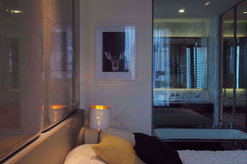 Condominio de 1 dormitorio en Bang Rak, Bangkok, Tailandia № 77093 - foto 8
