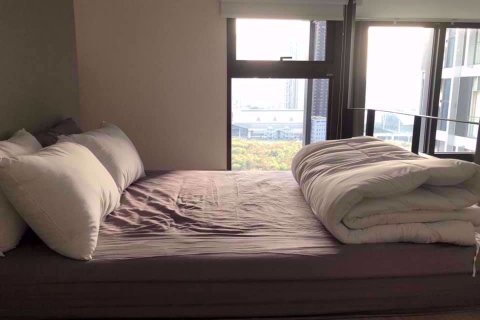 Dúplex de 1 dormitorio en Ratchathewi, Bangkok, Tailandia № 77094 - foto 6