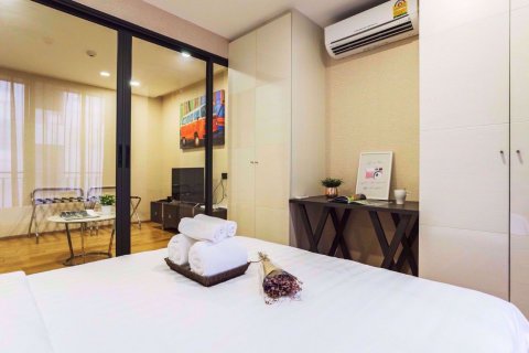 Condominio de 1 dormitorio en Pathum Wan, Bangkok, Tailandia № 77096 - foto 6