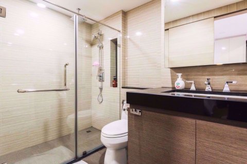 Condominio de 1 dormitorio en Pathum Wan, Bangkok, Tailandia № 77096 - foto 8