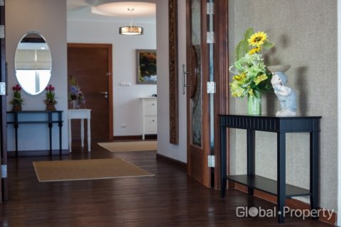 Condominio de 2 dormitorios en Pattaya, Tailandia № 125746 - foto 4