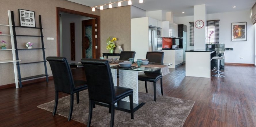 Condominio de 2 dormitorios en Pattaya, Tailandia № 125746