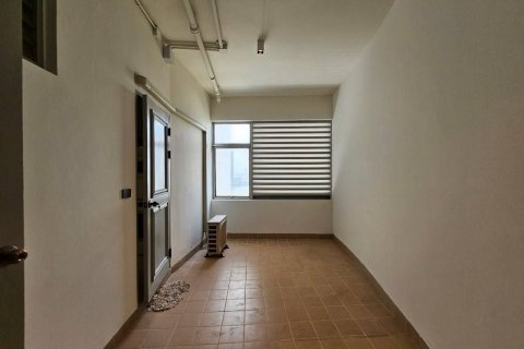 Condominio de 3 dormitorios en Khlong San, Bangkok, Tailandia № 125743 - foto 12