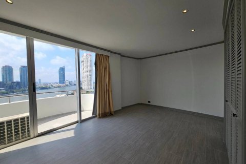 Condominio de 3 dormitorios en Khlong San, Bangkok, Tailandia № 125743 - foto 8