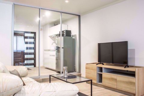 Estudio en el condominio en Watthana, Bangkok, Tailandia № 77159 - foto 4