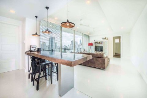 Condominio de 2 dormitorios en Watthana, Bangkok, Tailandia № 77156 - foto 4