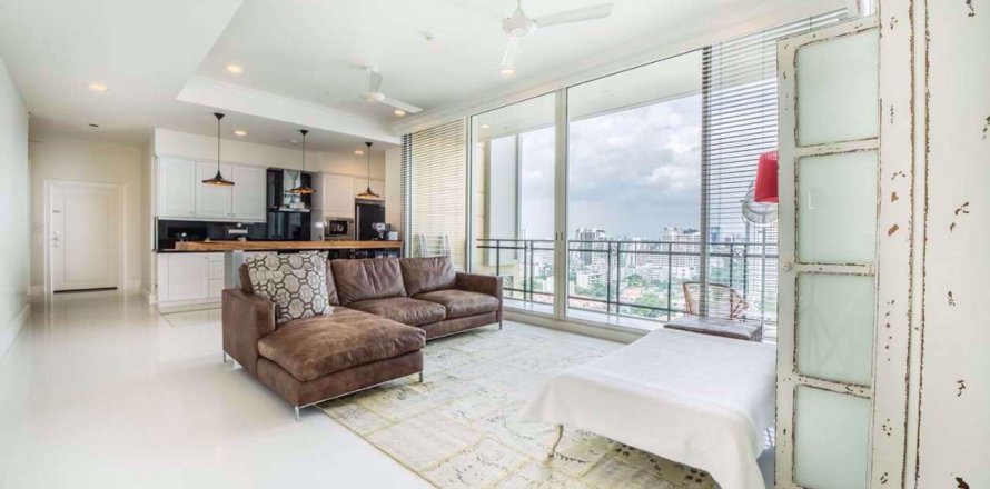Condominio de 2 dormitorios en Watthana, Bangkok, Tailandia № 77156