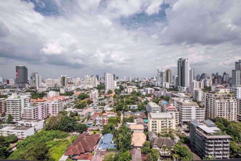 Condominio de 2 dormitorios en Watthana, Bangkok, Tailandia № 77156 - foto 7