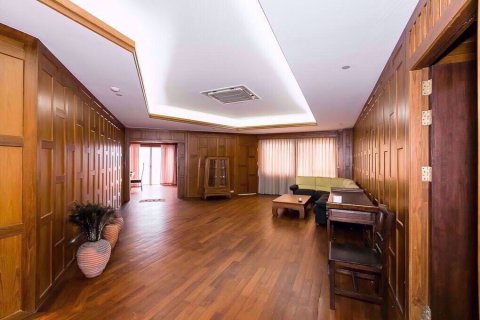 Condominio de 2 dormitorios en Ratchathewi, Bangkok, Tailandia № 77160 - foto 5