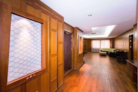 Condominio de 2 dormitorios en Ratchathewi, Bangkok, Tailandia № 77160 - foto 6