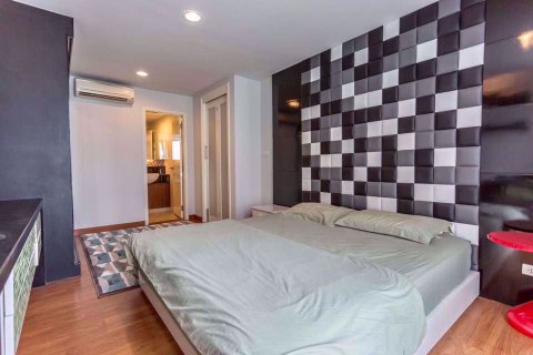 Condominio de 1 dormitorio en Phaya Thai, Bangkok, Tailandia № 77155 - foto 16