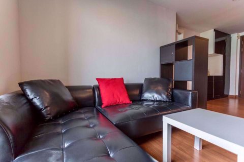 Condominio de 1 dormitorio en Phaya Thai, Bangkok, Tailandia № 77155 - foto 4