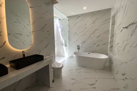 Casa de 3 dormitorios en Ko Samui, Tailandia № 115848 - foto 7