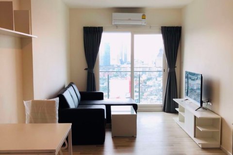 Condominio de 2 dormitorios en Bang Kho Laem, Bangkok, Tailandia № 76050