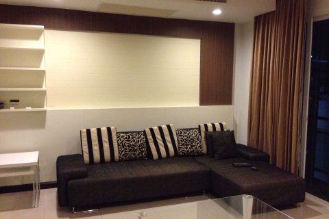 Condominio de 2 dormitorios en Watthana, Bangkok, Tailandia № 76214 - foto 4