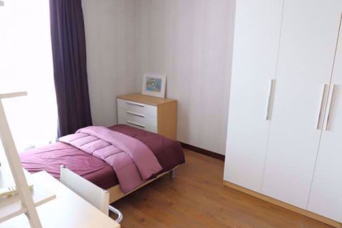 Condominio de 2 dormitorios en Phra Khanong, Bangkok, Tailandia № 76232 - foto 9