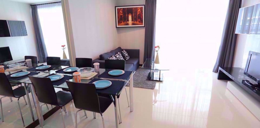Condominio de 2 dormitorios en Phra Khanong, Bangkok, Tailandia № 76232