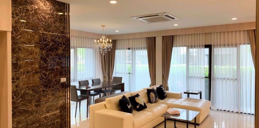 Haus in Bang Kaeo, Thailand 4 Schlafzimmer № 76212