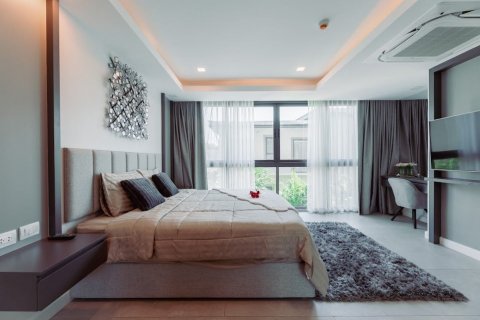 Condominio de 3 dormitorios en Pattaya, Tailandia № 133110 - foto 20