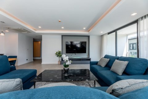 Condominio de 3 dormitorios en Pattaya, Tailandia № 133110 - foto 3