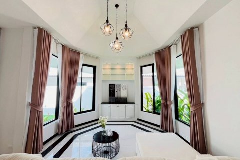 Casa de 3 dormitorios en Pattaya, Tailandia № 133105 - foto 6