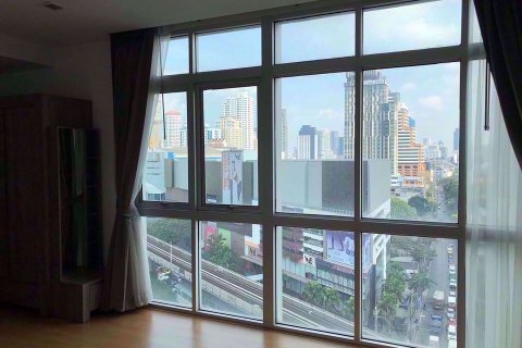 Condominio de 3 dormitorios en Khlong Toei, Bangkok, Tailandia № 76603 - foto 14
