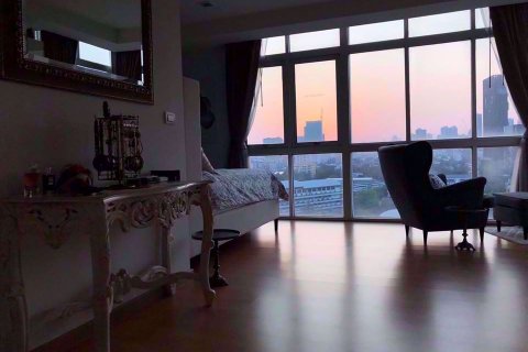 Condominio de 3 dormitorios en Khlong Toei, Bangkok, Tailandia № 76603 - foto 10