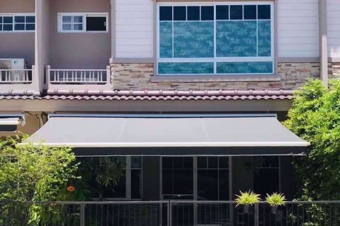 Casa de 3 dormitorios en Bang Kaeo, Tailandia № 76608 - foto 3