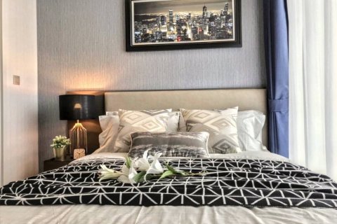 Condominio de 1 dormitorio en Chatuchak, Bangkok, Tailandia № 116106 - foto 2