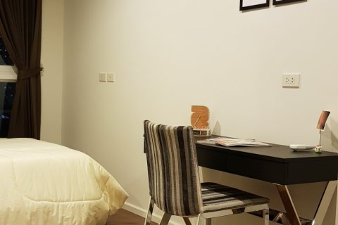 Condominio de 2 dormitorios en Bangkok, Tailandia № 144002 - foto 11