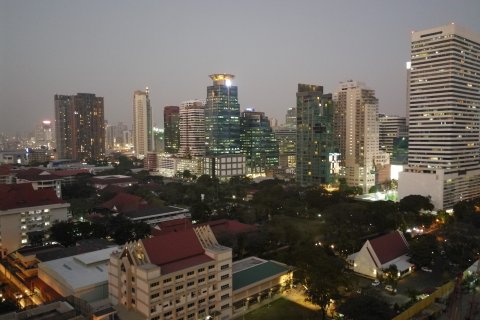 Condominio de 2 dormitorios en Bangkok, Tailandia № 144002 - foto 15