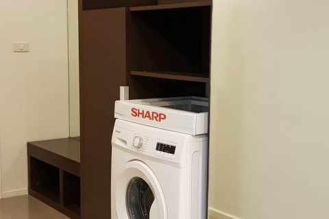 Condominio de 2 dormitorios en Bangkok, Tailandia № 144002 - foto 14