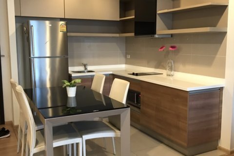 Condominio de 2 dormitorios en Bangkok, Tailandia № 144004 - foto 3