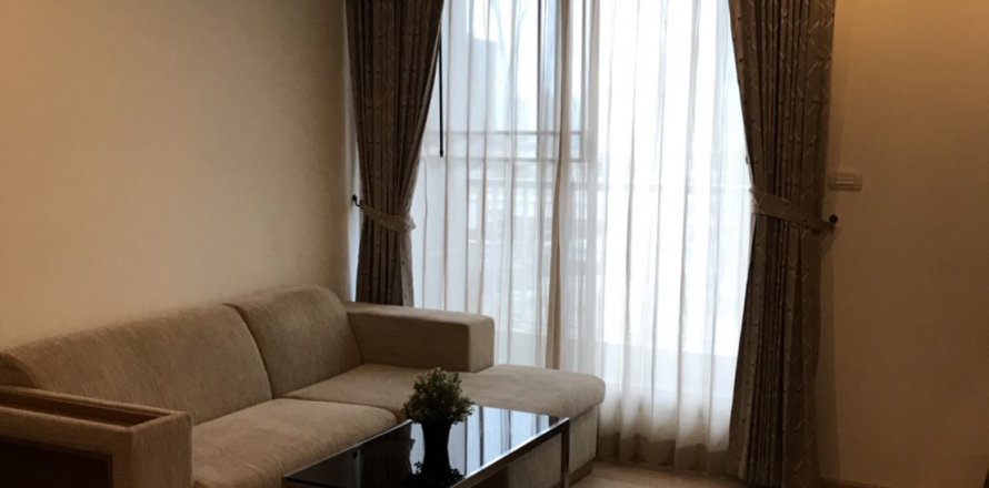 Condominio de 2 dormitorios en Bangkok, Tailandia № 144004