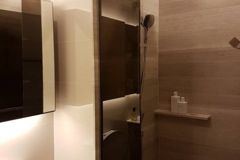 Condominio de 1 dormitorio en Phra Khanong, Bangkok, Tailandia № 143990 - foto 11