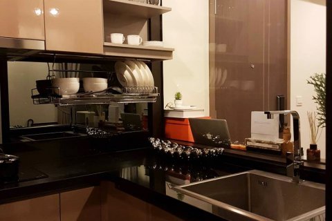 Condominio de 1 dormitorio en Phra Khanong, Bangkok, Tailandia № 143990 - foto 7