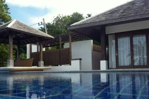 Chalet de 3 dormitorios en Ko Samui, Tailandia № 107467 - foto 9