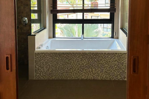 Haus in Bang Tao, Thailand 3 Schlafzimmer № 84943 - Foto 22