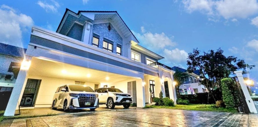 Casa de 4 dormitorios en Bangkok, Tailandia № 125864