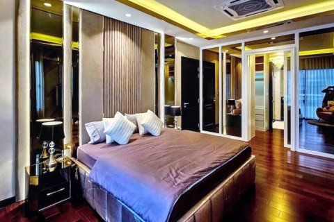 Casa de 4 dormitorios en Bangkok, Tailandia № 125864 - foto 5