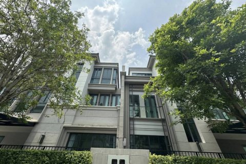 House in Prawet, Bangkok, Thailand 4 bedrooms № 125869