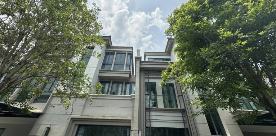 Casa de 4 dormitorios en Prawet, Bangkok, Tailandia № 125869