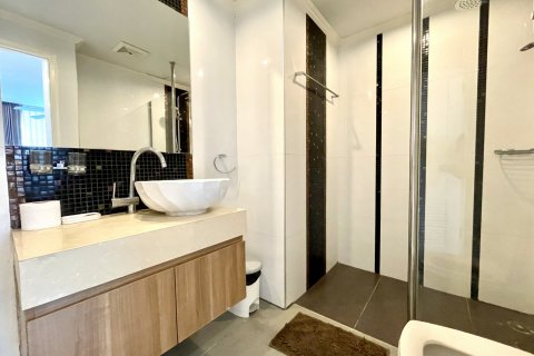 Apartamento de 2 dormitorios en Pattaya, Tailandia № 101361 - foto 28