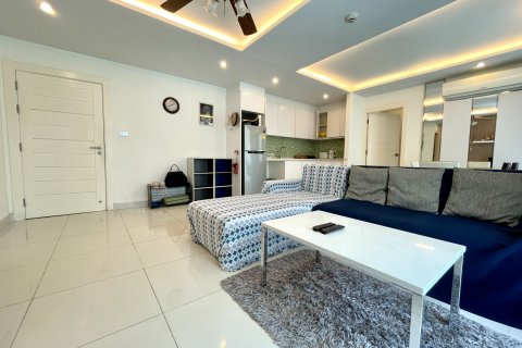 Apartamento de 2 dormitorios en Pattaya, Tailandia № 101361 - foto 9