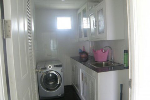 Condominio de 4 dormitorios en Pattaya, Tailandia № 126526 - foto 12