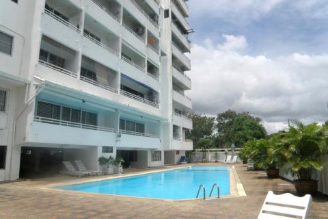 Condominio de 4 dormitorios en Pattaya, Tailandia № 126526 - foto 5