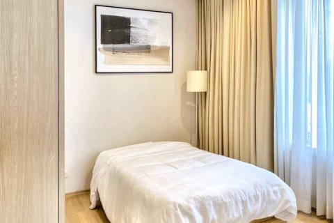 Condominio de 2 dormitorios en Khlong Toei, Bangkok, Tailandia № 119764 - foto 7