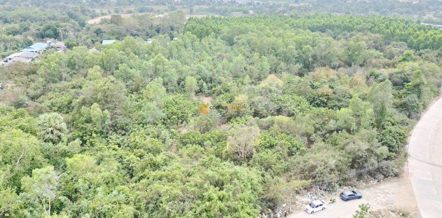 Terreno en Pattaya, Tailandia № 100237