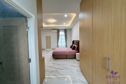 Casa de 4 dormitorios en San Sai, Tailandia № 132381 - foto 19