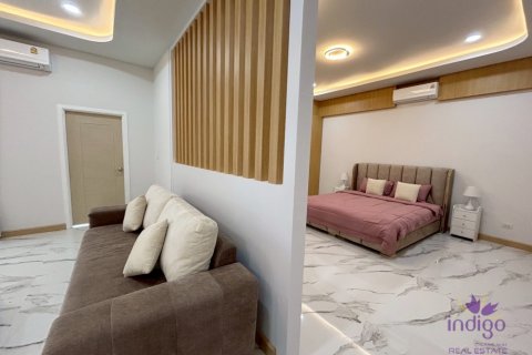 Casa de 4 dormitorios en San Sai, Tailandia № 132381 - foto 21